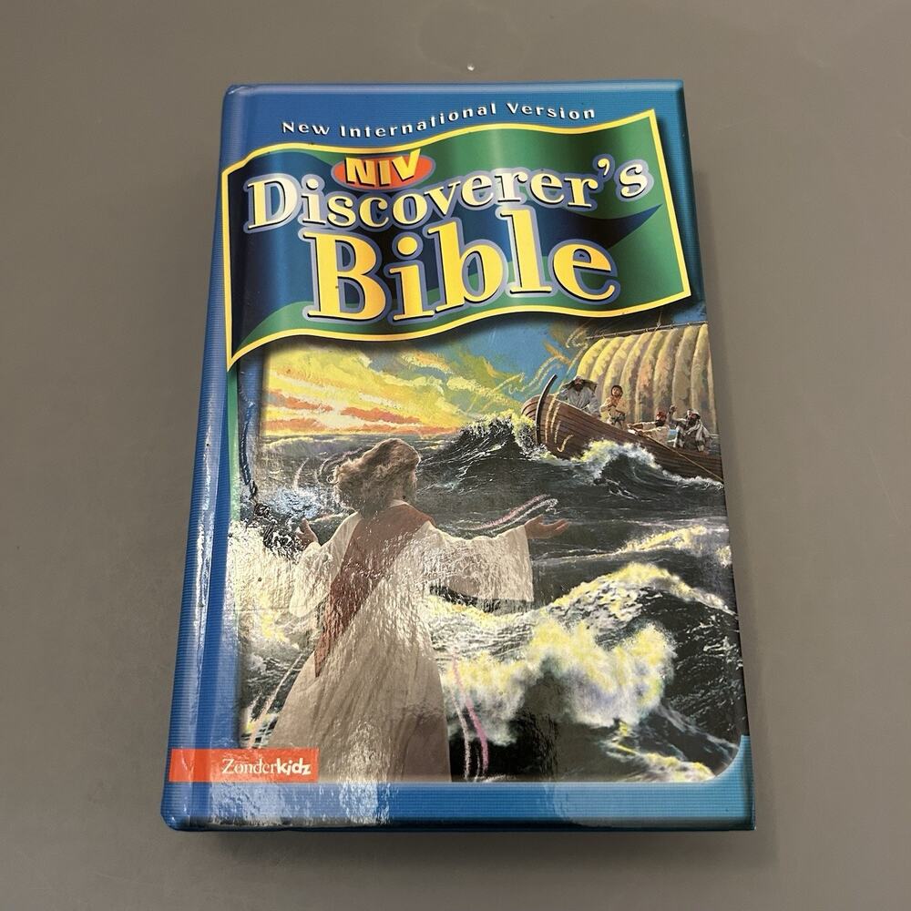 NIV DISCOVERER'S BIBLE (Ages 8-12 Large Print) by Zonderkidz Illustrated